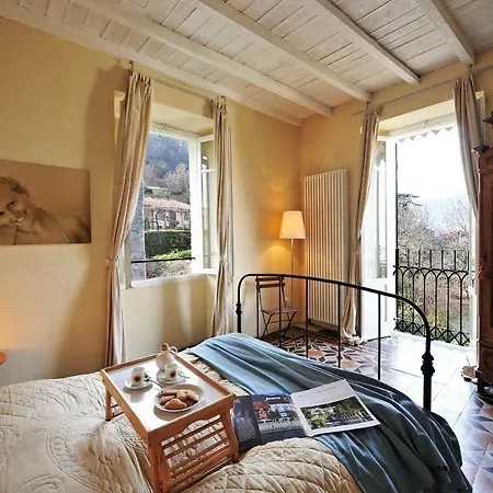 Chalet Sleeps 6 בקתה *